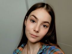 ErikaVikman - female with brown hair and  big tits webcam at LiveJasmin