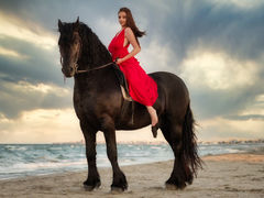 ErikaWilson - female with brown hair and  big tits webcam at LiveJasmin