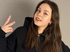 ErlinaFairfield from LiveJasmin