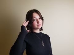 ErmelindaZeimet from LiveJasmin