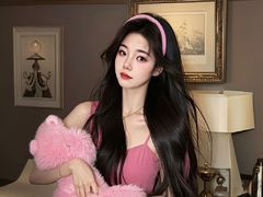 EsmeBrowm - female with black hair and  big tits webcam at LiveJasmin