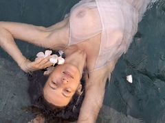 EsmeraldaMali - female with brown hair webcam at LiveJasmin