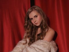 EsmiGarcia from LiveJasmin