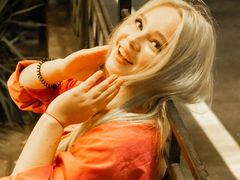 EstellaLugabihl from LiveJasmin