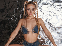 EstellaRichmond - blond female webcam at LiveJasmin