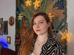 EstherBatler - female with red hair webcam at LiveJasmin