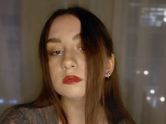 EstherBright from LiveJasmin