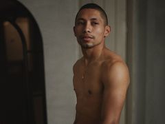 EtahnJonnes - male webcam at LiveJasmin