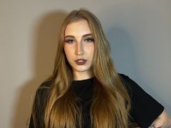 EthalHartell from LiveJasmin