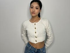 EugeniaClem - female with brown hair webcam at LiveJasmin