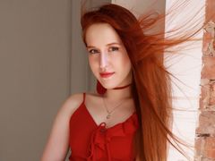 EvaBellea - female with red hair webcam at LiveJasmin