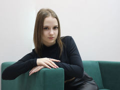 EvaCado from LiveJasmin