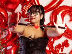 EvaChastens - female with brown hair and  big tits webcam at LiveJasmin