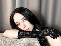 EvaCreek - female with black hair and  big tits webcam at LiveJasmin