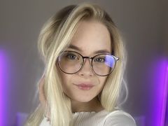 AsiaHarper - blond female webcam at LiveJasmin