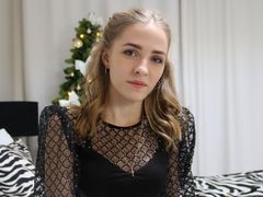 EvaGibsy - blond female webcam at LiveJasmin