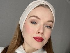 EvaJordann - blond female webcam at LiveJasmin