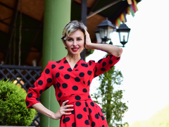 GoldenBeautyN - blond female webcam at LiveJasmin