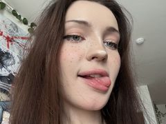 EvaSweeney - female with black hair and  small tits webcam at LiveJasmin