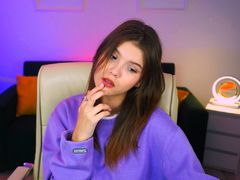 EvaThopson - female with black hair webcam at LiveJasmin