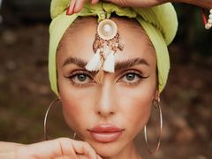 GoldenBeautyN - blond female webcam at LiveJasmin