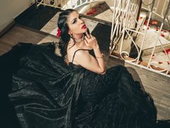 EvaMilfWalker from xLoveCam