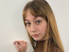 EvelyneKoutras from LiveJasmin