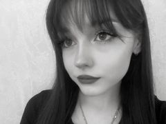 EvelynnCaillouet from LiveJasmin