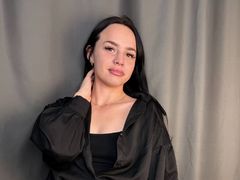 EviaMatkins from LiveJasmin