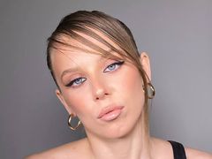 EvieBrens from LiveJasmin