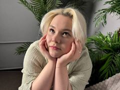 EvvaHill from LiveJasmin