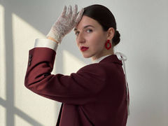 FeliciaBishel - female with brown hair webcam at LiveJasmin