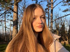 FelipaRoat - blond female webcam at LiveJasmin