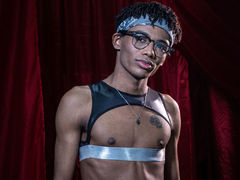 FernanLuis from LiveJasmin