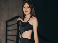 FiorellaLeroy - female with black hair webcam at LiveJasmin