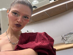 FlairCatlow - female with red hair webcam at LiveJasmin