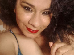 FlorValver - female with black hair and  big tits webcam at LiveJasmin