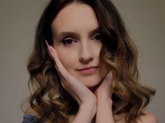 FloraNessy from LiveJasmin