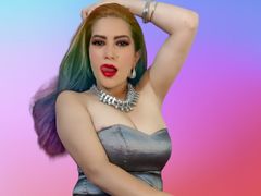 LunaSchneid - female with black hair and  big tits webcam at LiveJasmin