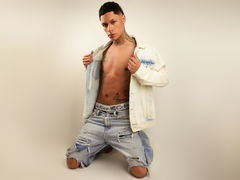 GaelCarter - male webcam at LiveJasmin