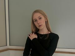 GaynaBute from LiveJasmin