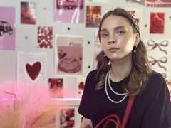 GeneviveDipaola from LiveJasmin