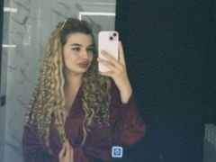 GenieContrerras - blond female with  big tits webcam at LiveJasmin