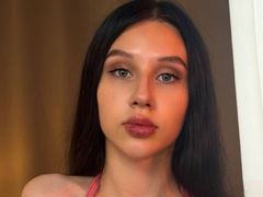GiaDarling from LiveJasmin