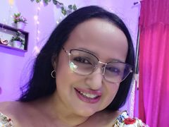 GiaNahomi from LiveJasmin