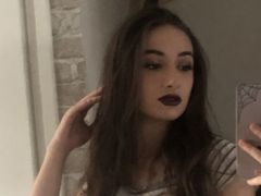 GiaSteff - female with brown hair and  small tits webcam at LiveJasmin