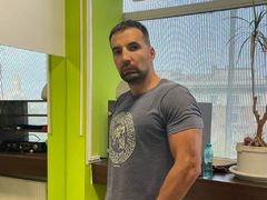 GianniLeo from LiveJasmin