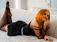 GinaDawson - blond female webcam at LiveJasmin