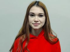 GingerFoxden from LiveJasmin
