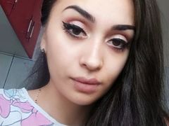GiuliaLarry - female with brown hair and  small tits webcam at LiveJasmin